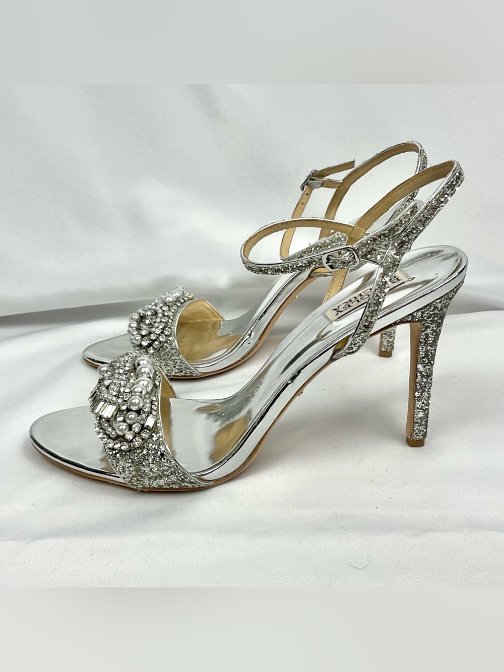 Badgley Mischka Odelia Sandal Silver Metallic Crystal Embellished Stiletto Sz 11